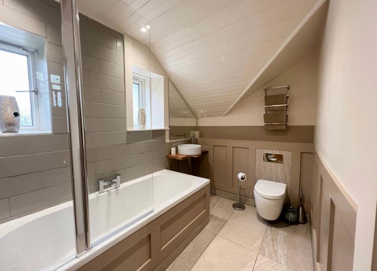 Carlibar Villa Barrhead Экстерьер фото